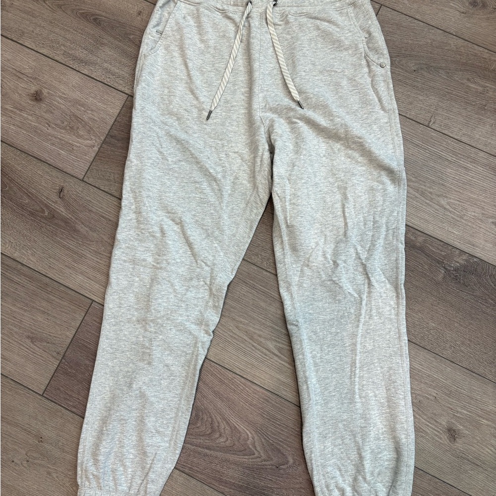 Light Gray Vuori Boyfriend Jogger Pants with Drawstring